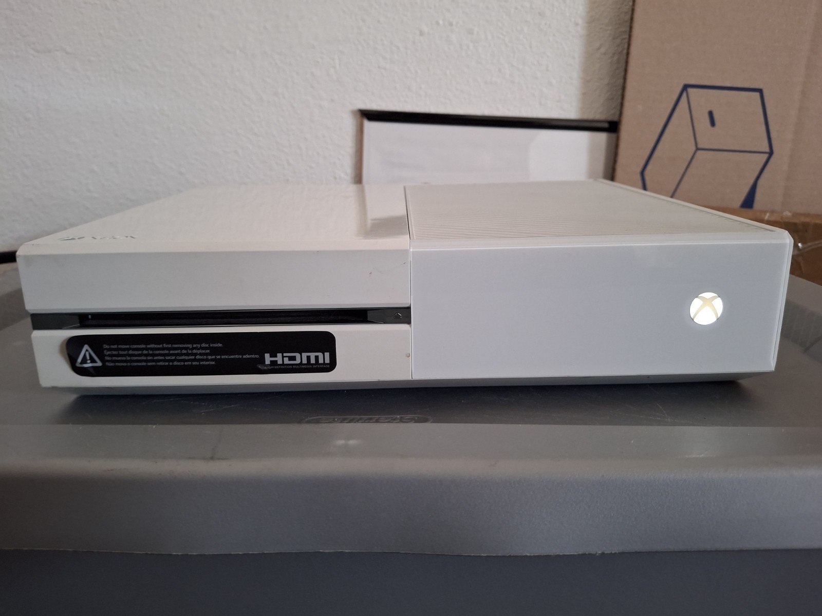 White Xbox One Model 1540 Console Only With 2 Games