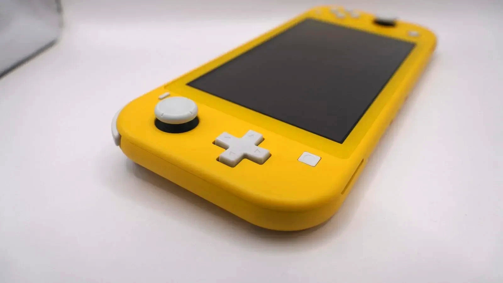 ARunk Nintendo Switch Lite Yellow 512GB Bundle Mario Kart 8 Detective Pikachu JP