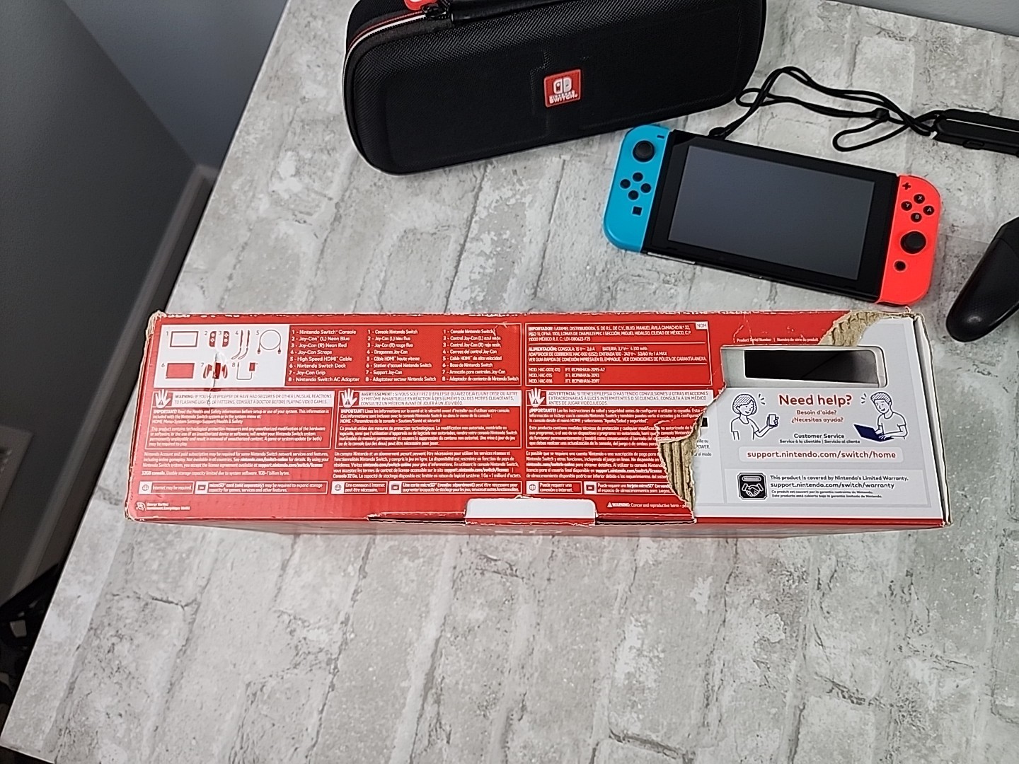 Nintendo Switch HAC-001 Console Tablet Joycons Controller Case & Box Bundle