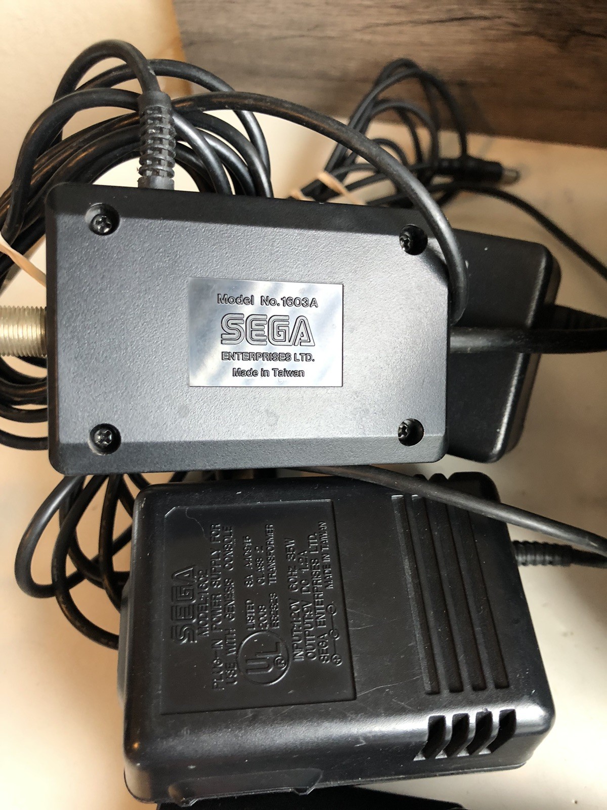 SEGA CD Model 1 + Genesis Working Tested +2 controller +Rf Cable And 5 Games