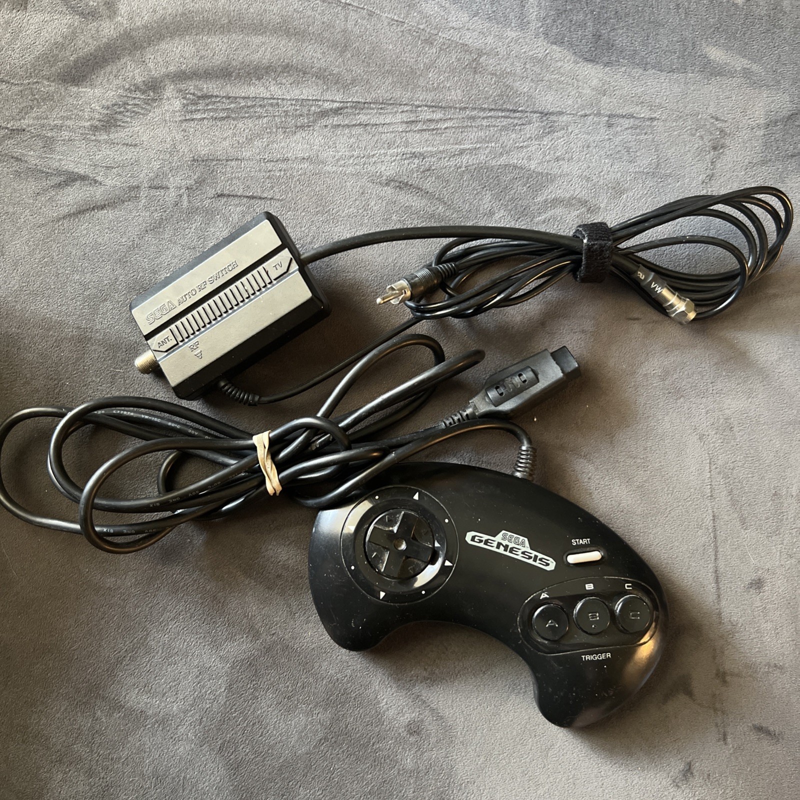 Sega Genesis Model 1 Console The Core System everything besides AC adapter READ