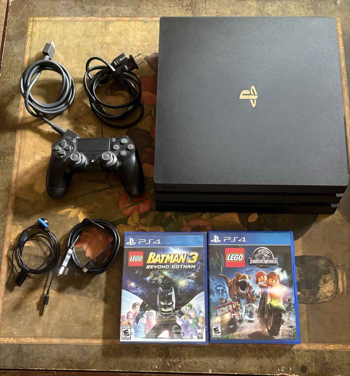 Sony PlayStation 4 Pro 1TB Console Bundle w/ Controller & 2 Games Tested