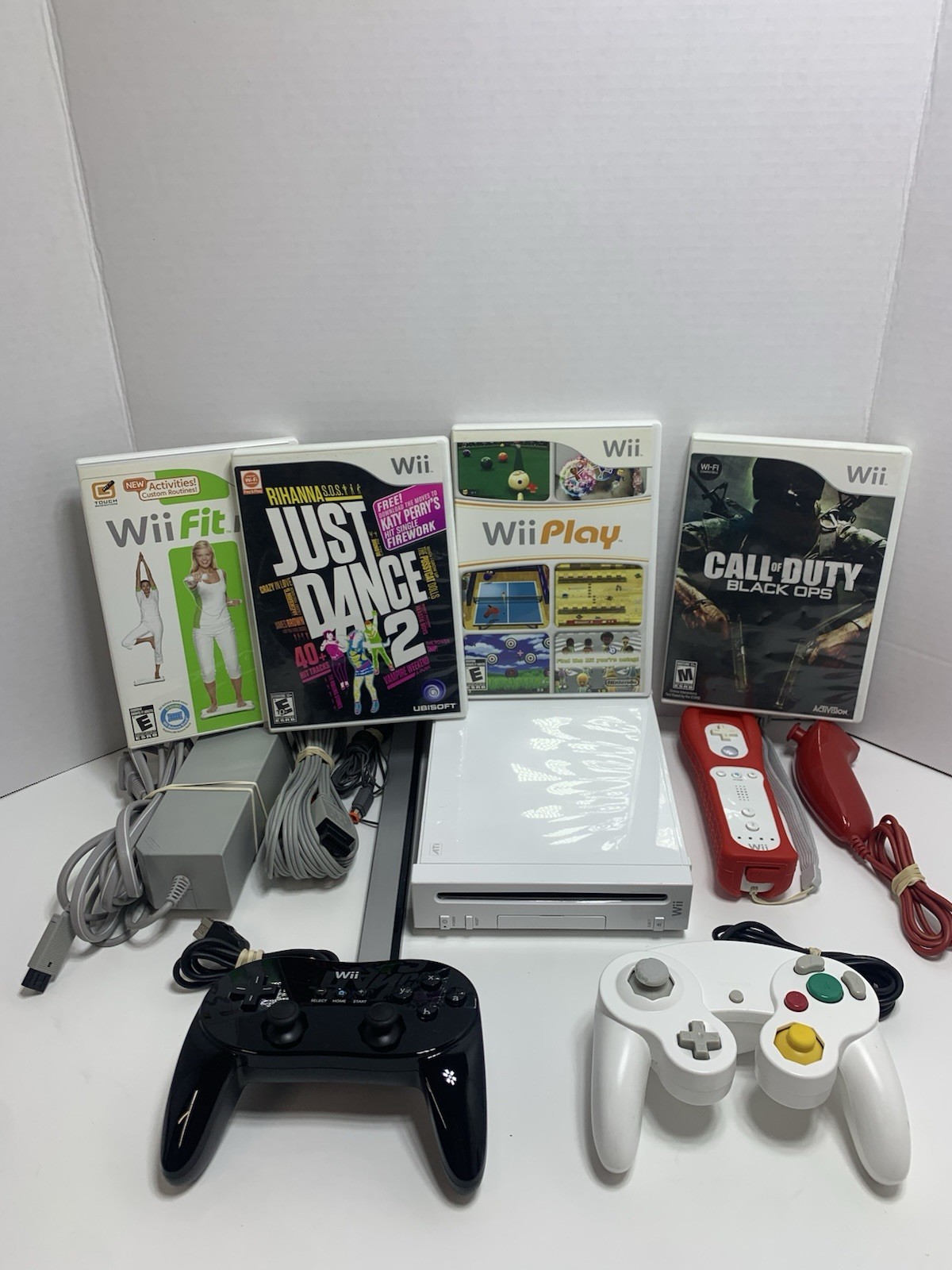 🔥Nintendo Wii Console Bundle RVL-001 GameCube Compatible,Controllers, 4 Games
