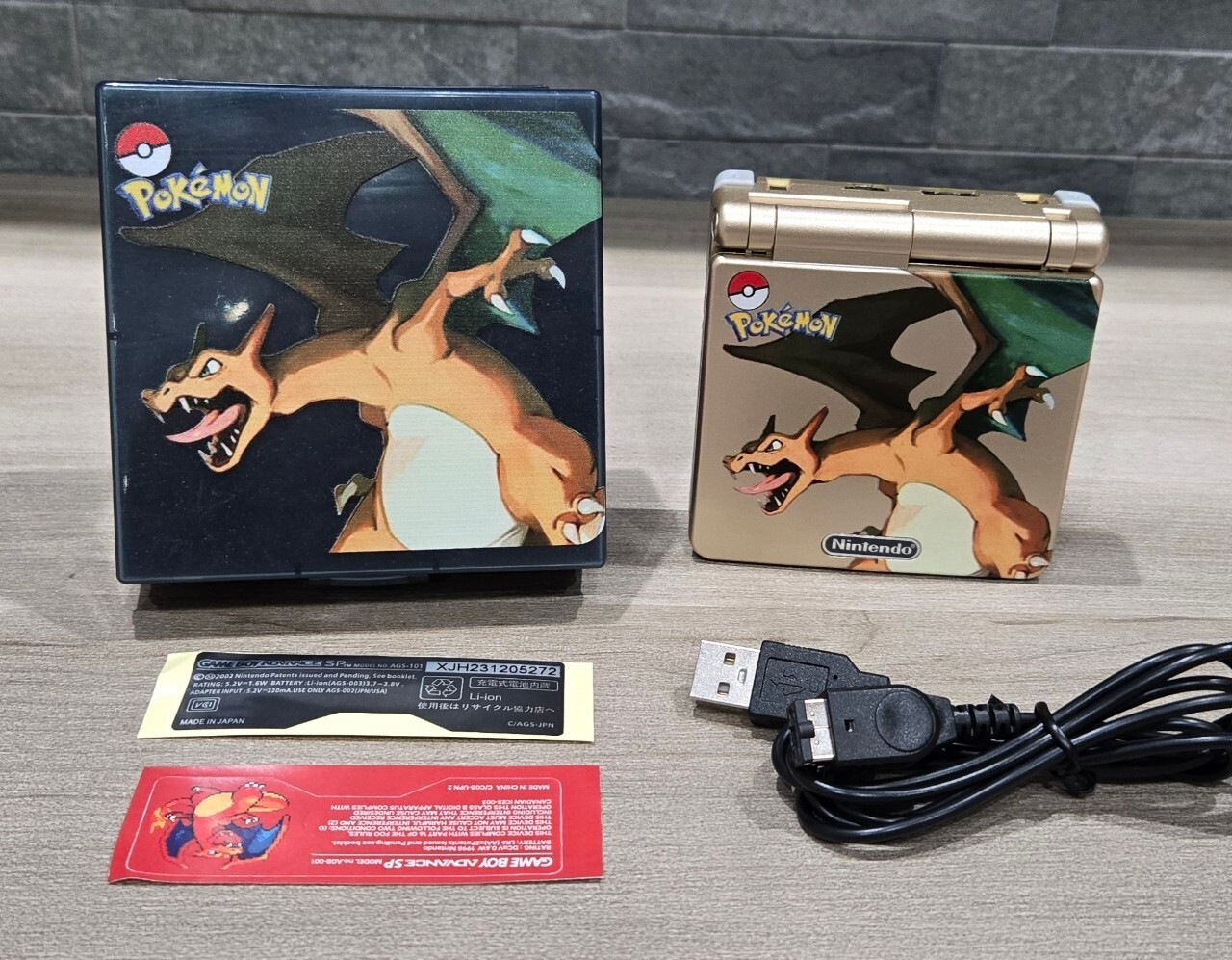 Nintendo Gameboy Advance SP Charizard Pokémon Reshell Glass Screen & New Battery