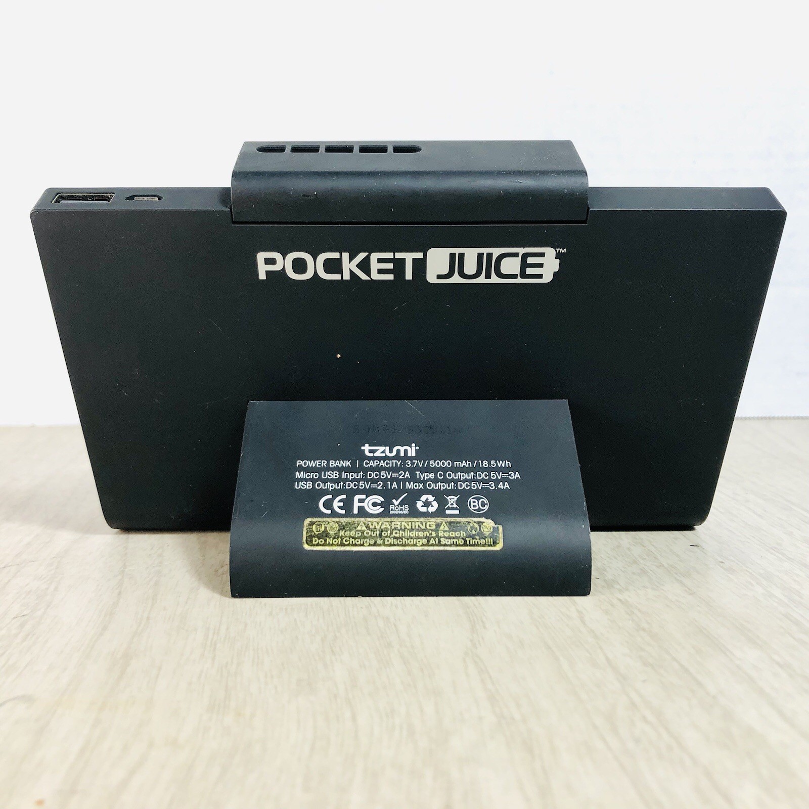 PLEASE READ Nintendo Switch Bundle W Dock,Charger,Battery Bank, 2 Games Tested
