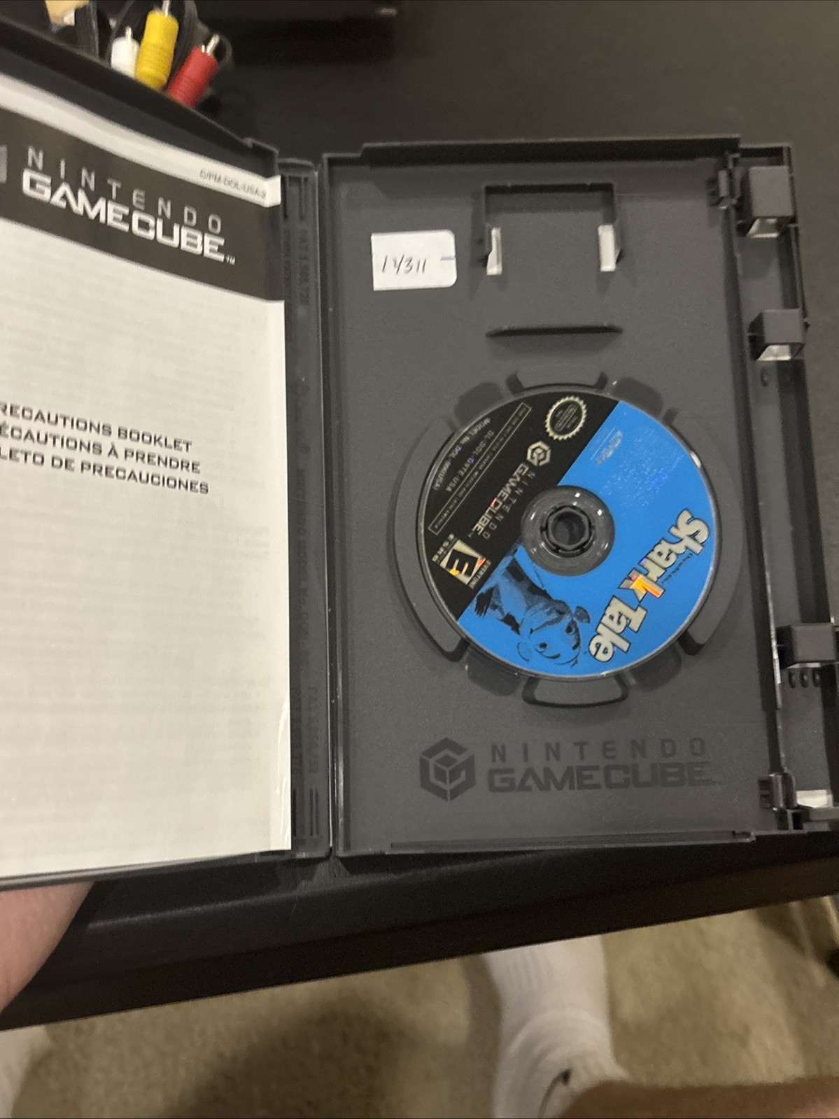 Nintendo GameCube Platinum Bundle – Silver With 3 Controllers & 3 Games