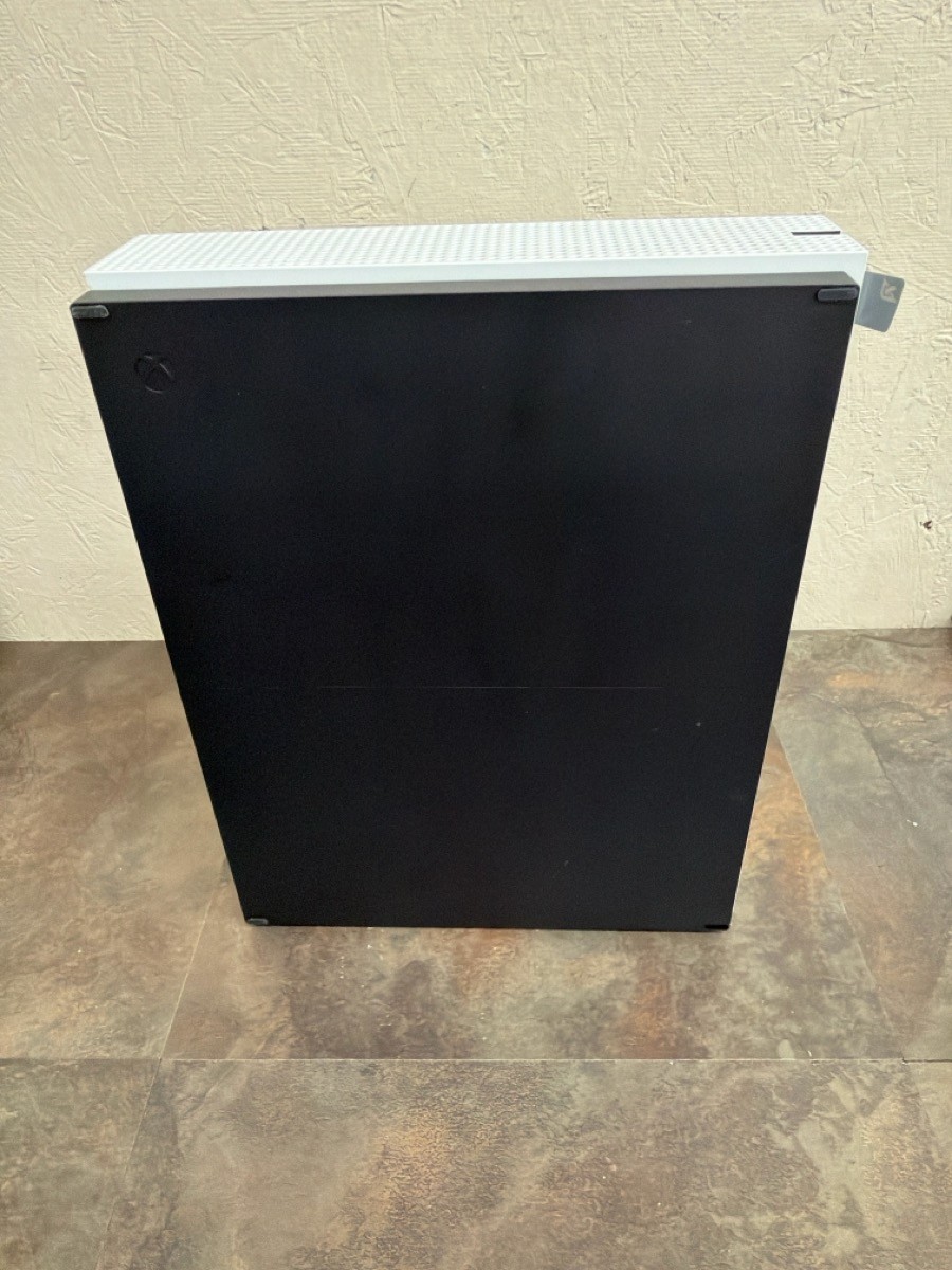 XBOX ONE S 500GB CONSOLE 1681 W/ 1 CONTROLLER & CABLES – TESTED (WBP018230)