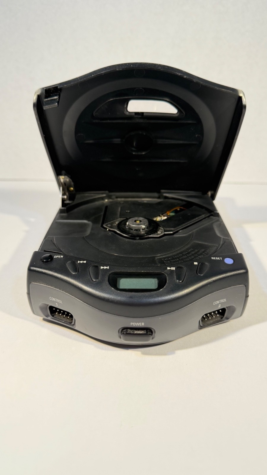 Sega Genesis CDX w/ 3 controllers, Konami light gun, 3 games-tested/works!