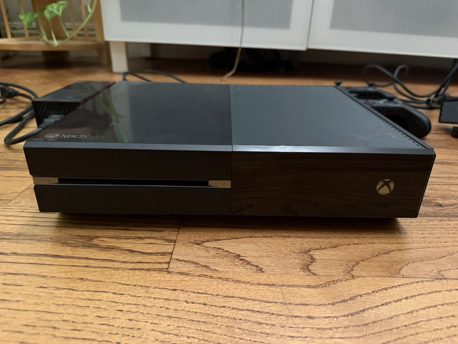 Microsoft Xbox One Black 500GB with HDMI & Power Cords, Kinect, Controllers
