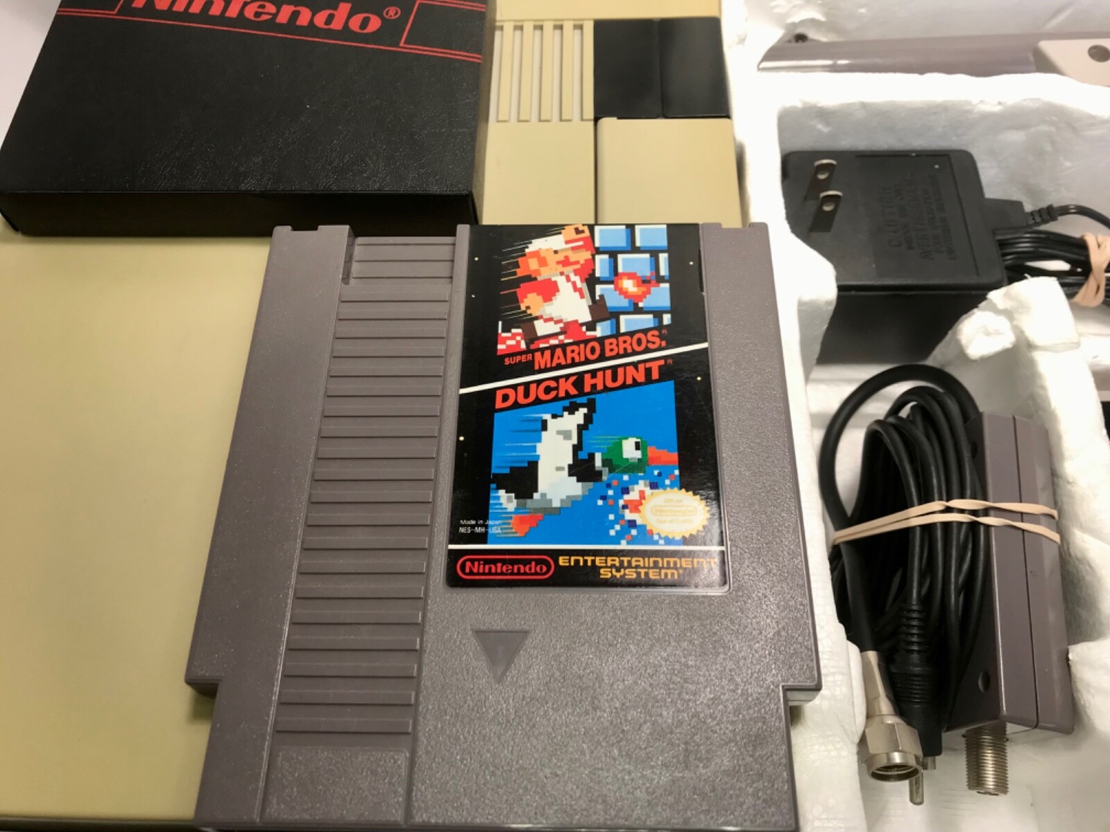 Original Nintendo Entertainment System: Action Set (NES) Gray Gun Tested