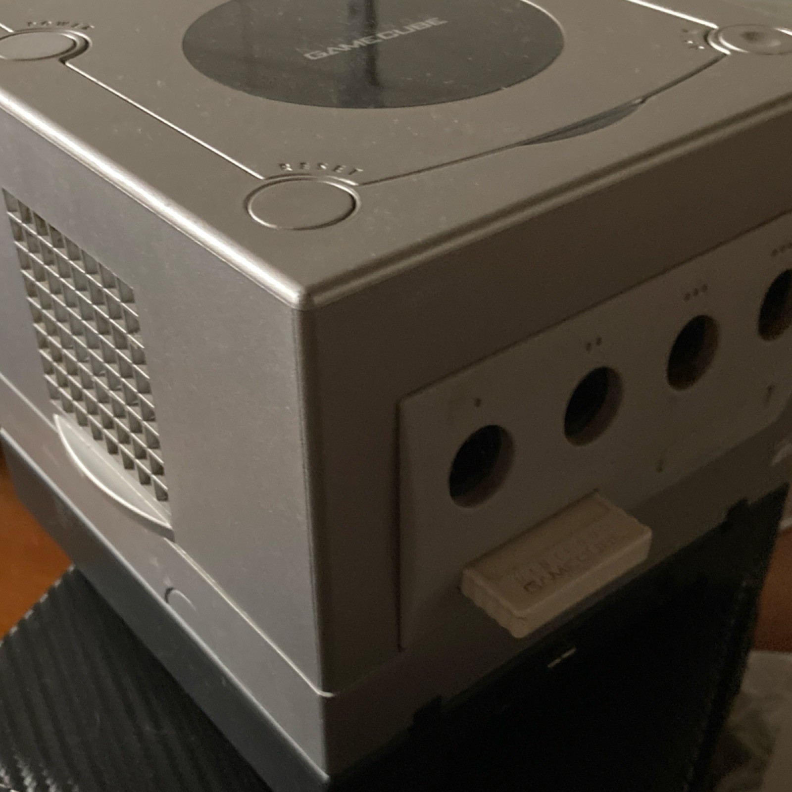 Nintendo GameCube Console Silver DOL-001 NTSC-U/C Memory Card Slot