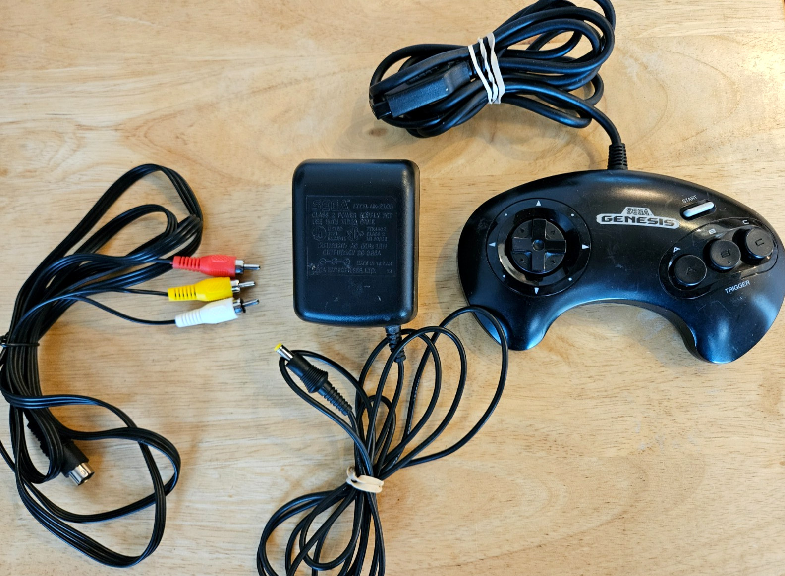 Sega Genesis Model 2 Console System (TESTED) – All CABLES, Controller & 3 Games