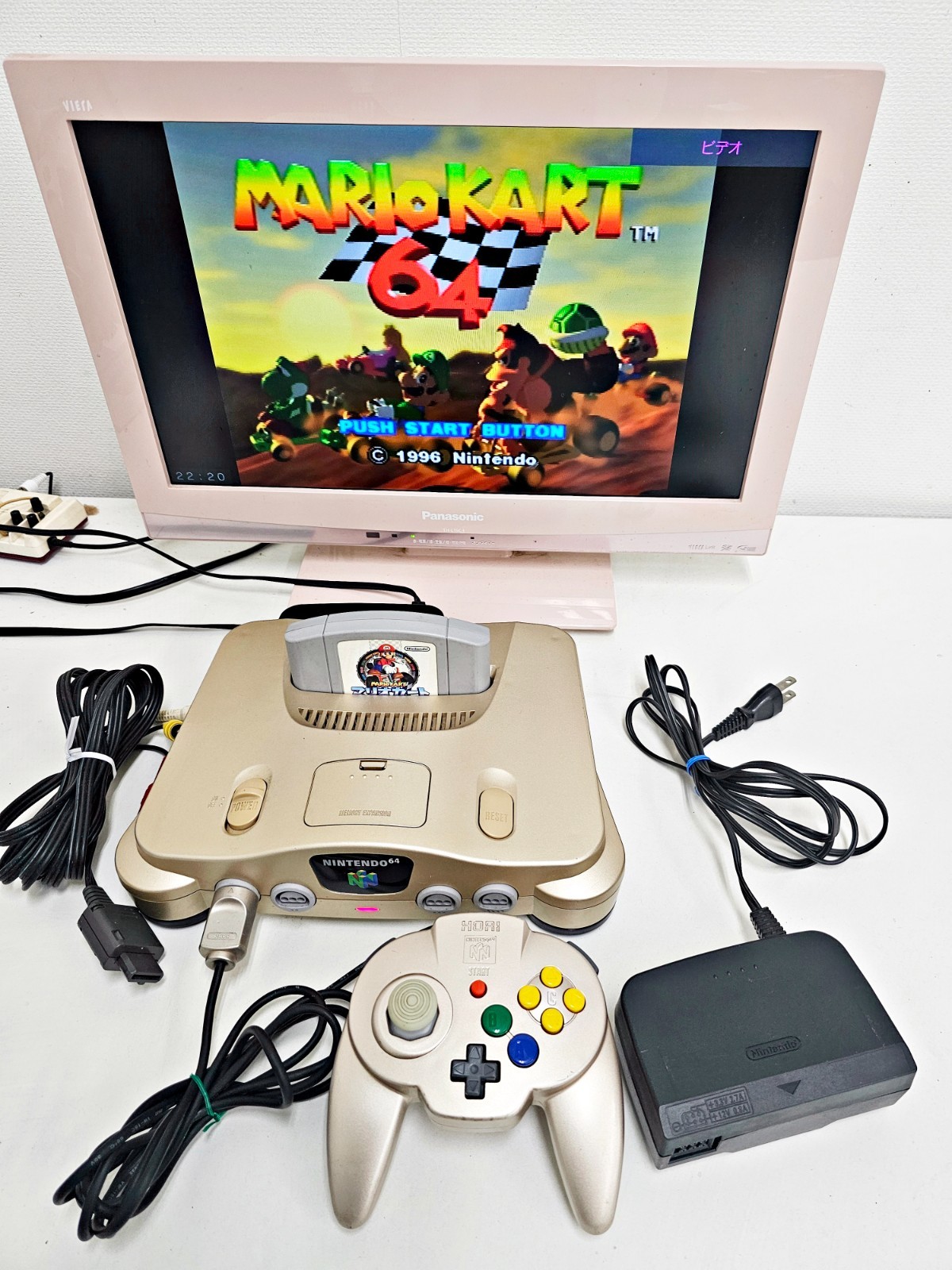 Nintendo 64 Console Gold & Mini HORI 607 JAPAN