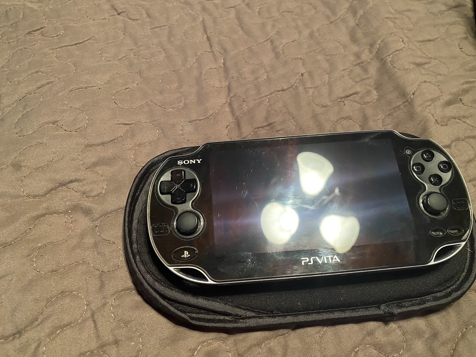Sony Playstation Vita 1GB Black Console (Japan Import)