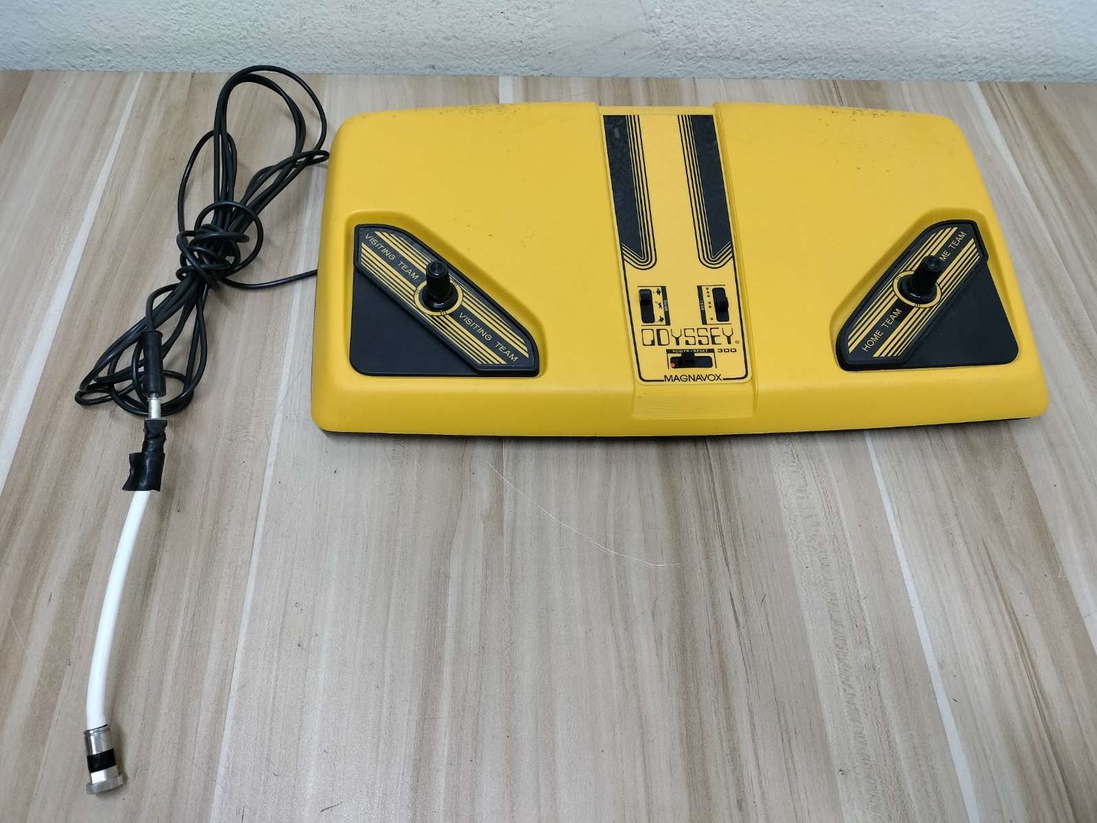 Magnavox Odyssey 300 Console *FOR PARTS*SOLD AS-IS*