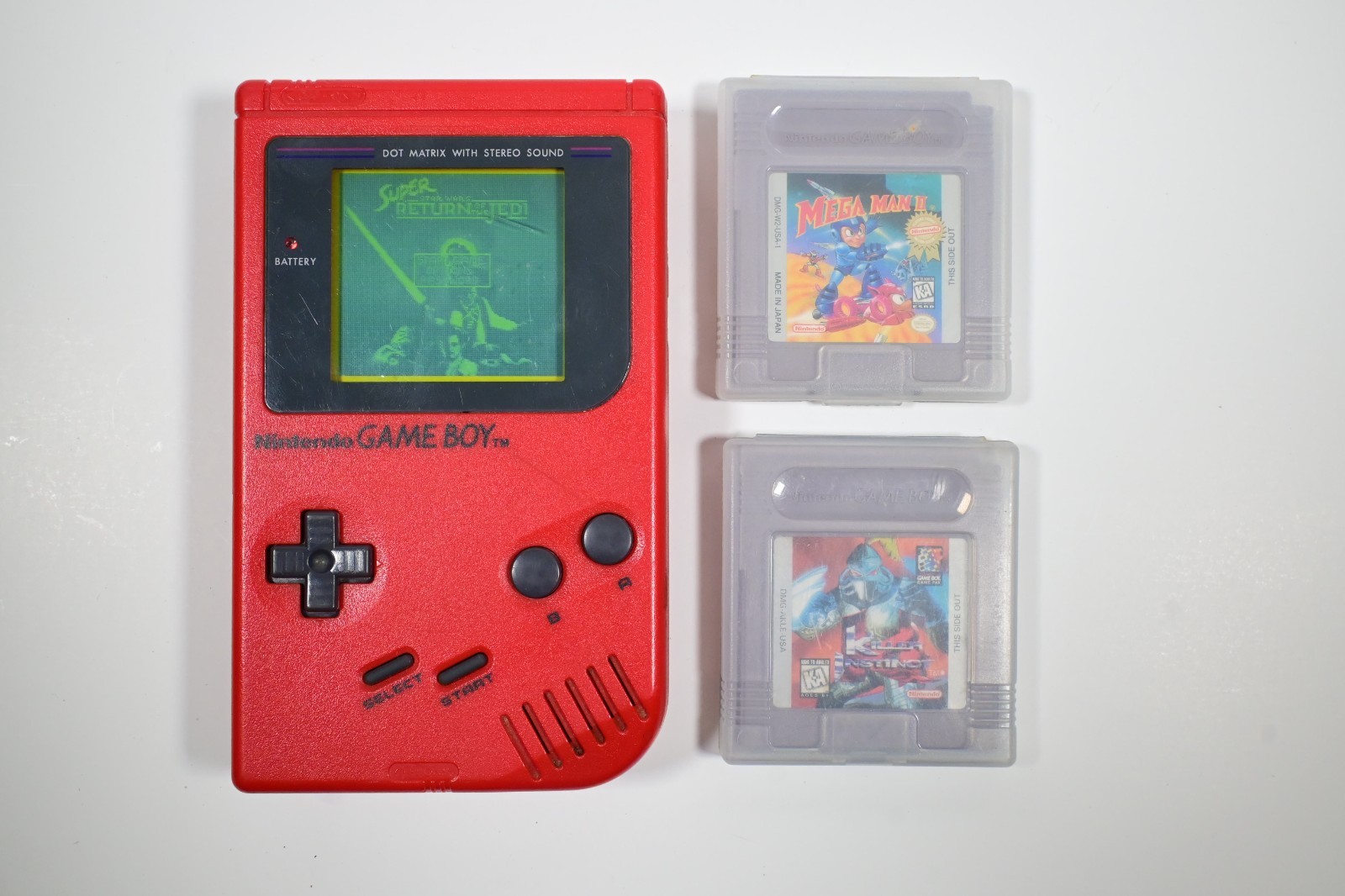 Original Nintendo Game Boy Red DMG-01 + 3 Games – Mega Man 2, Return of the Jedi