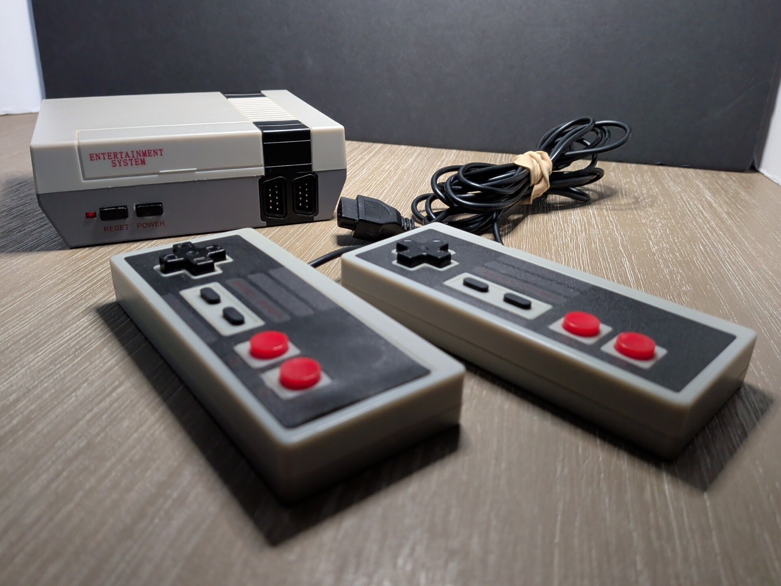 Mini Nintendo NES • Classic Edition • Two Controllers + AV USB Power Supply