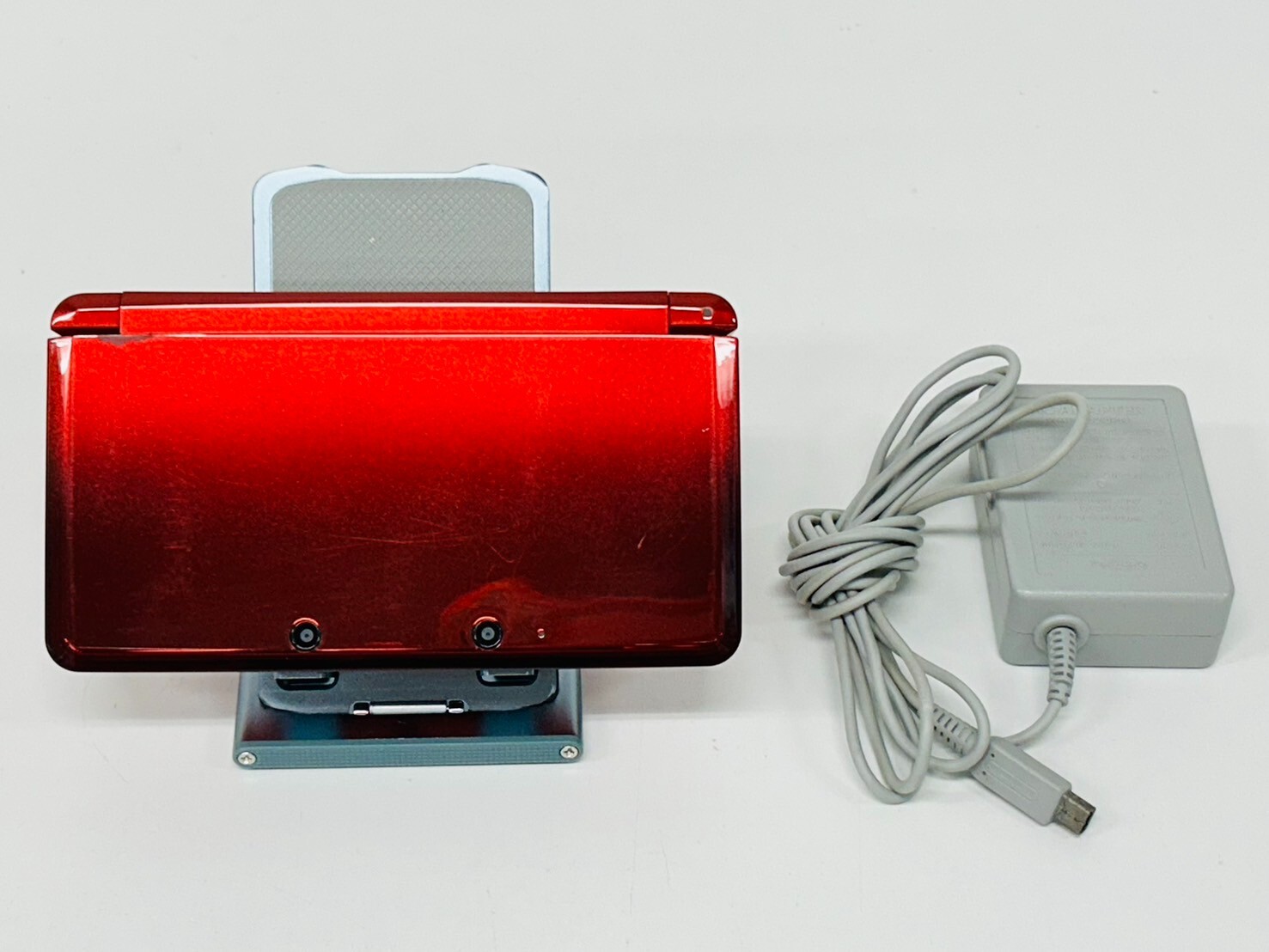 Nintendo 3DS Console Flare Red w/battery charegr (Good) B-8