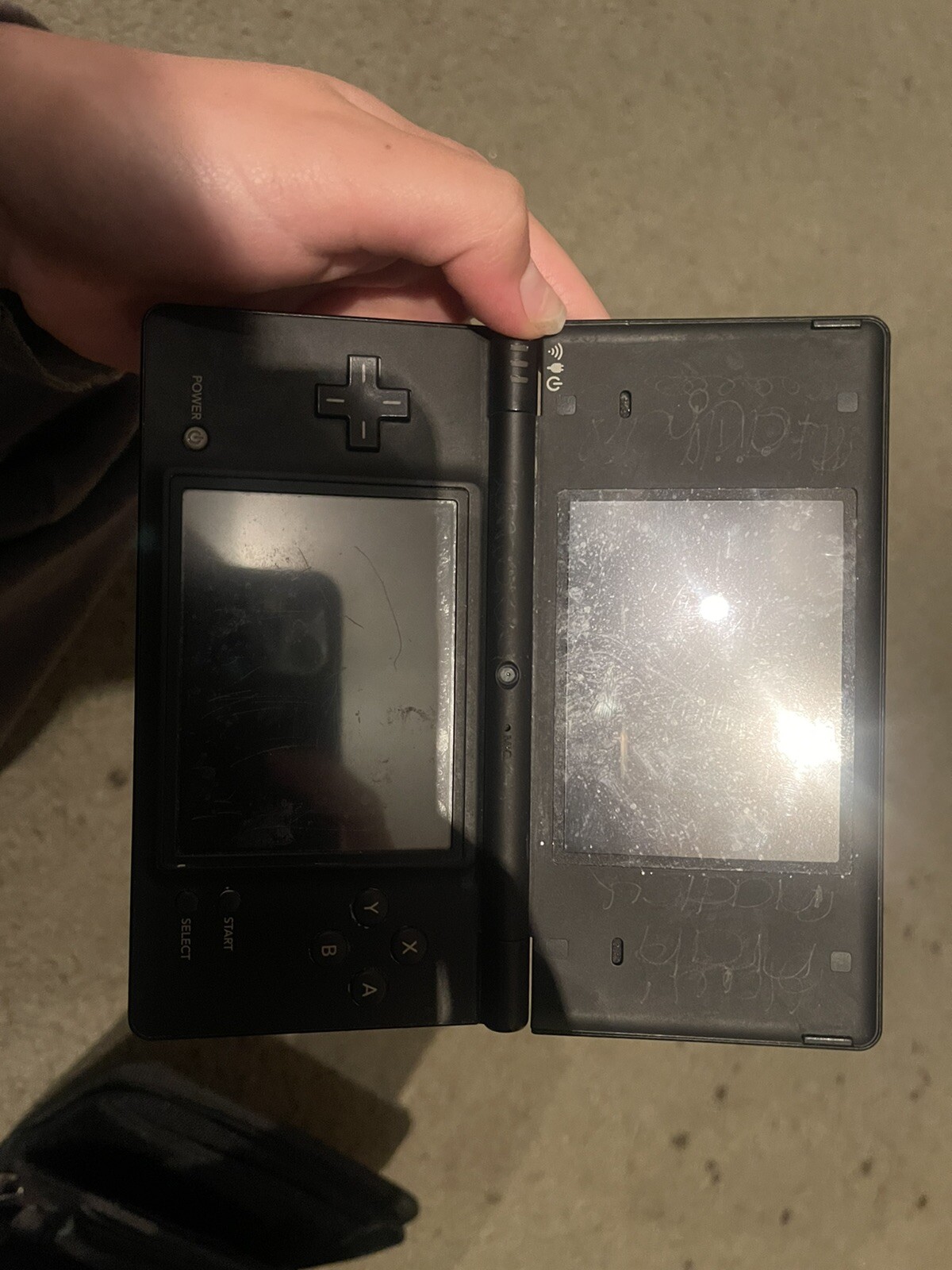 Nintendo DSi Launch Edition Black Matte with Charger Case and Stylus