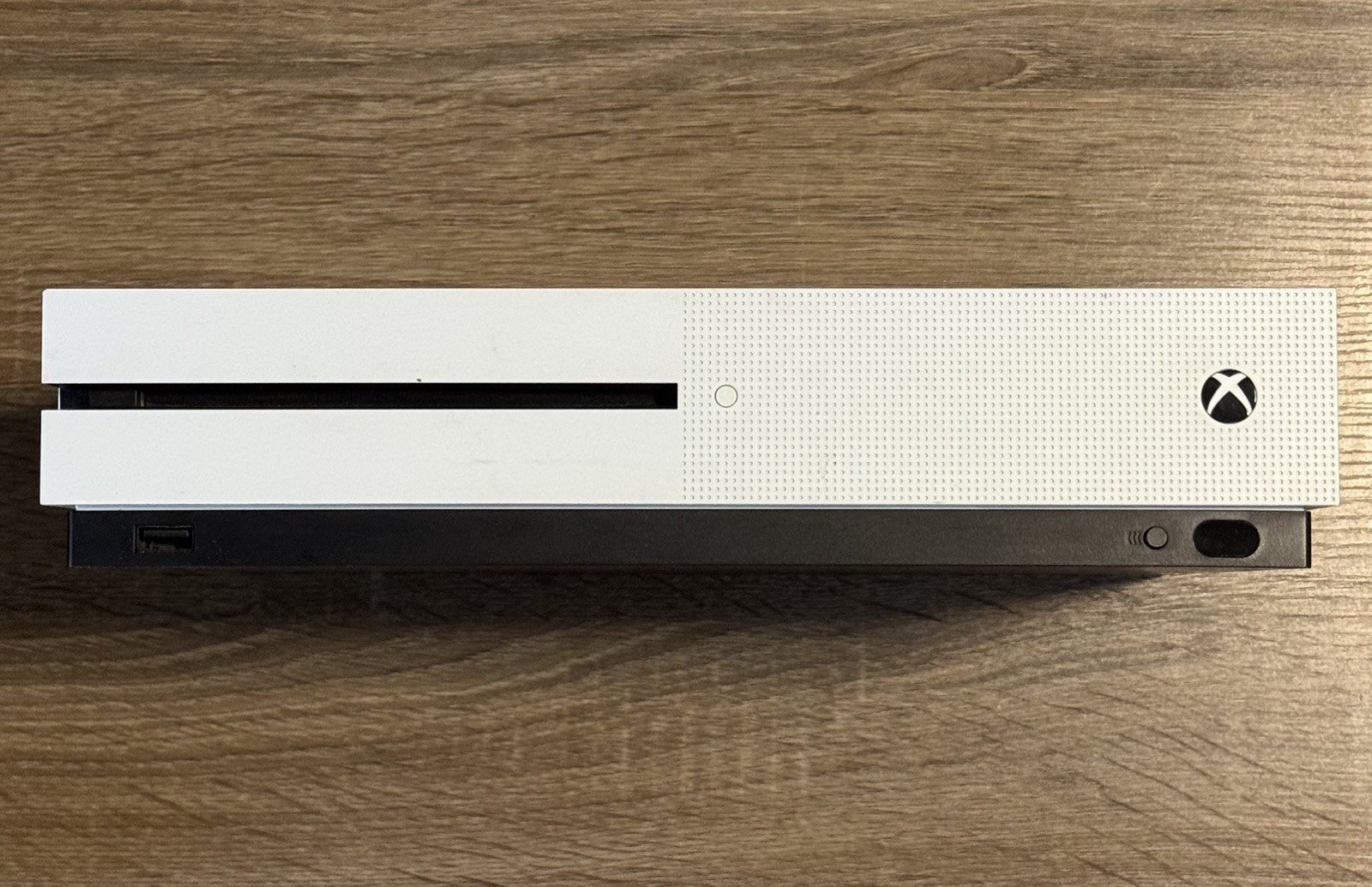 Microsoft Xbox One S 500GB (White) + Power Cable and HDMI (no controller)