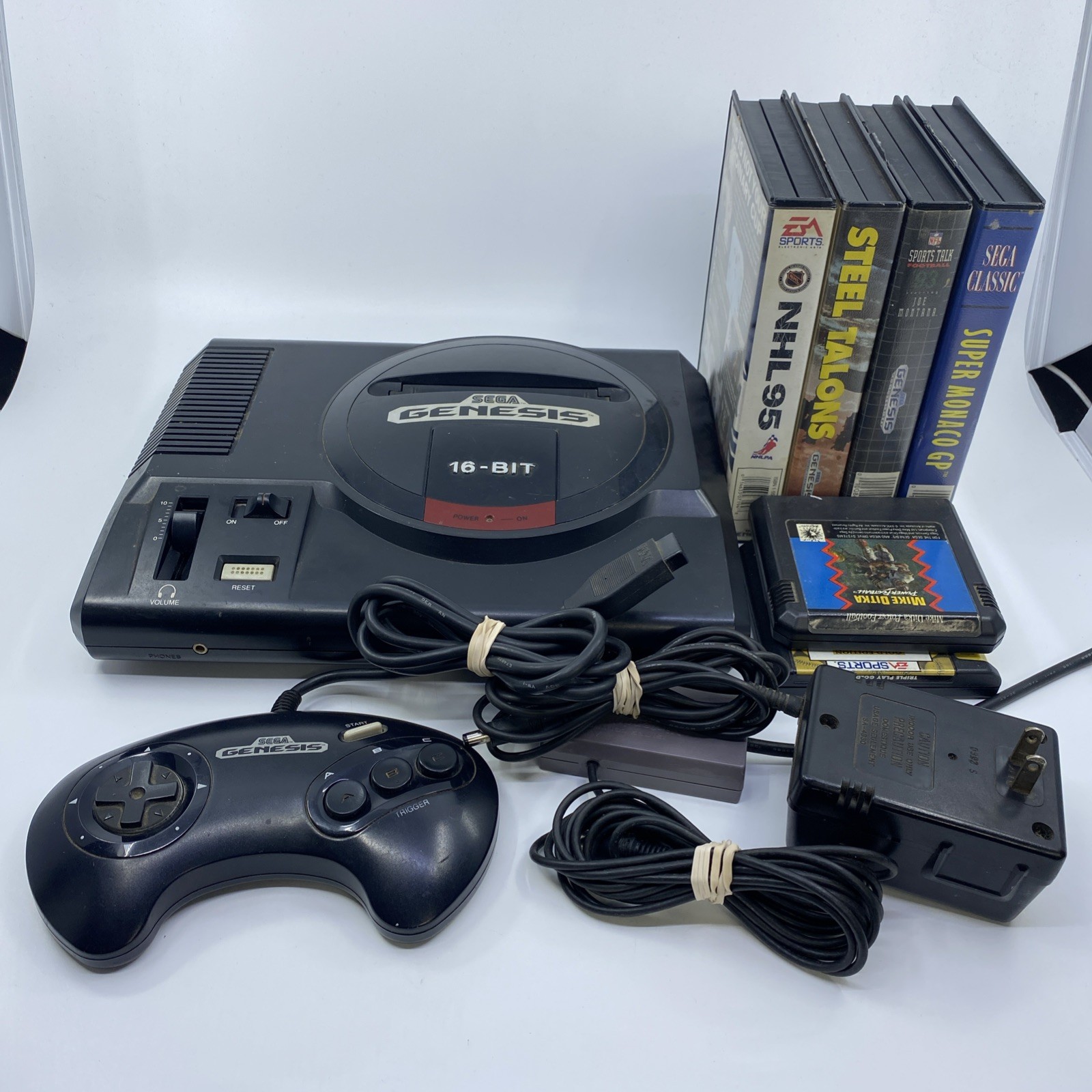 Sega Genesis Console 16 Bit Model 1601 with 6 Games & 1 Controller Tested Works