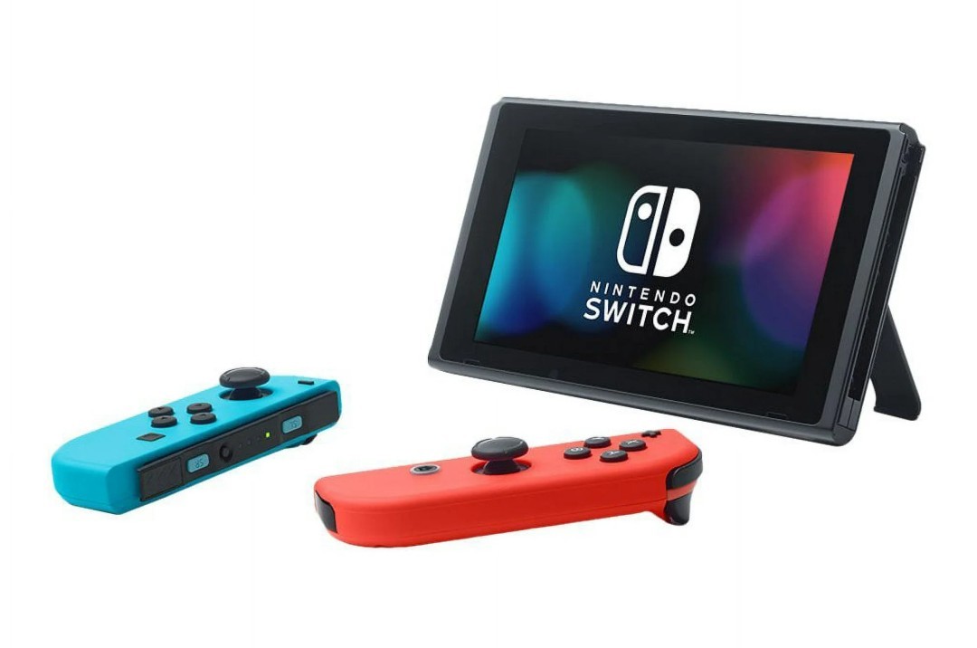 Nintendo Switch Console Bundle 4 Joycons