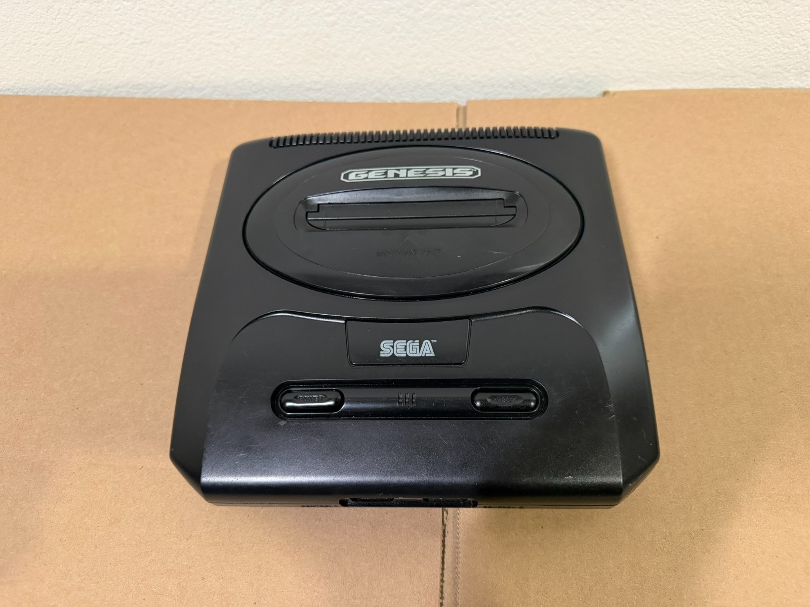 SEGA Genesis Console MK-1631 Bundle w/Controller and One Game- CLEAN & TESTED