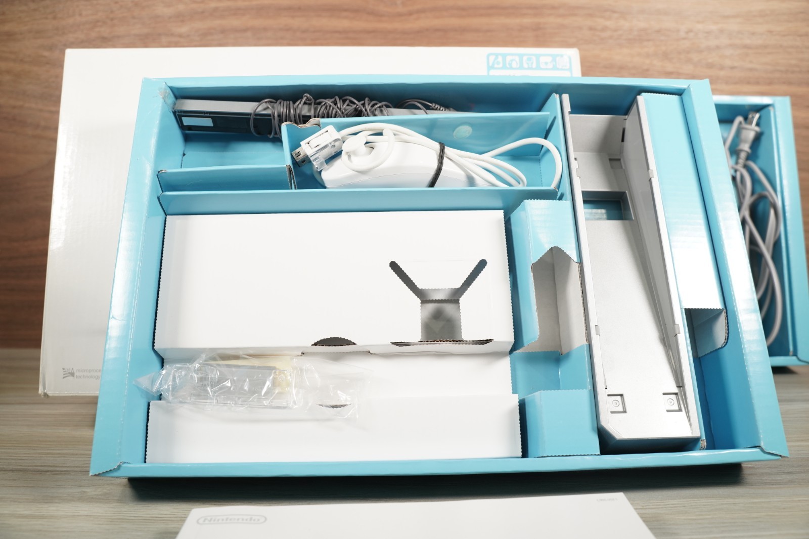 Nintendo Wii Console White Complete CIB with Wii Sports Bundle – Tested