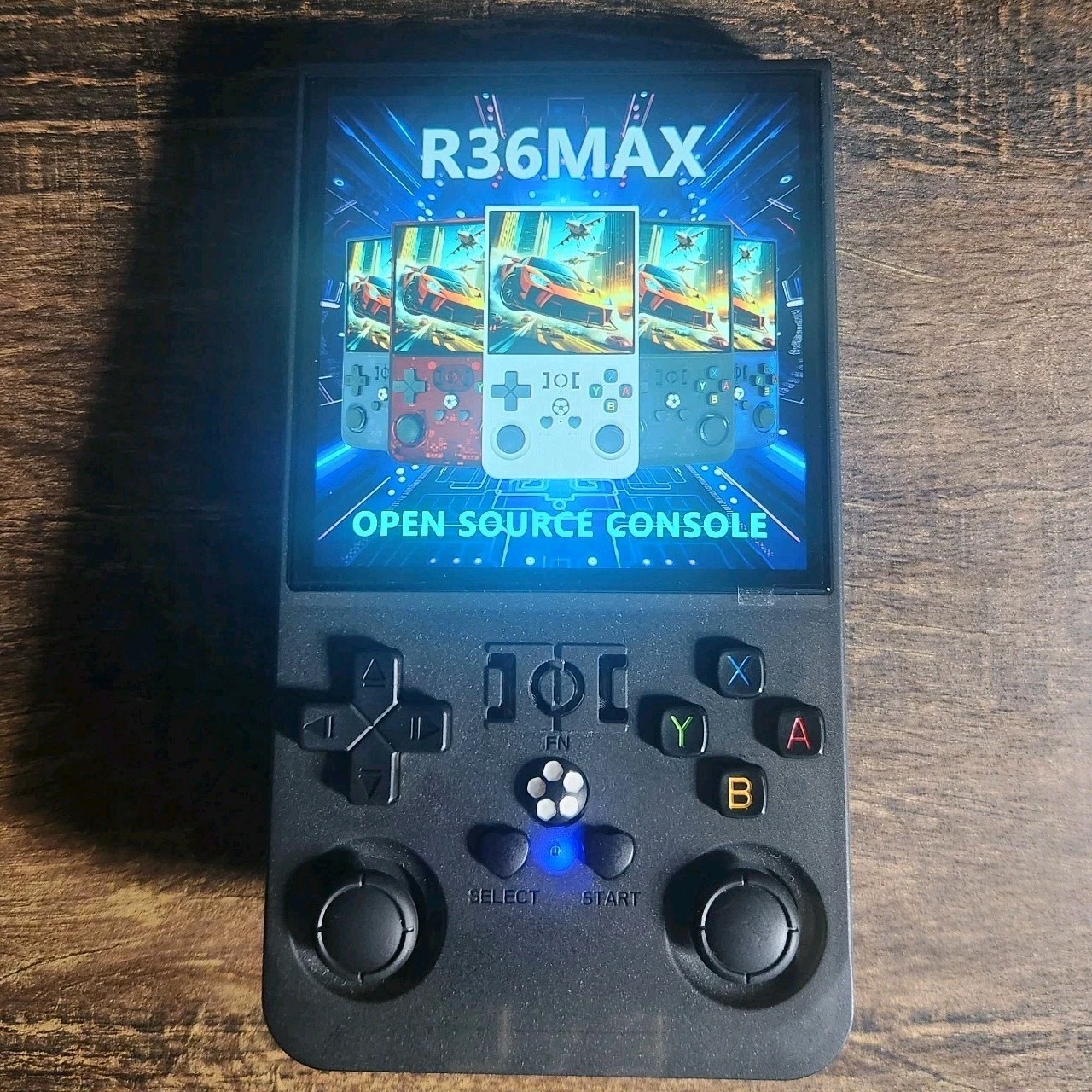 R36 MAX Retro Handheld Console TONS of GAMES – IPS Screen Clear w/ Carrying Case