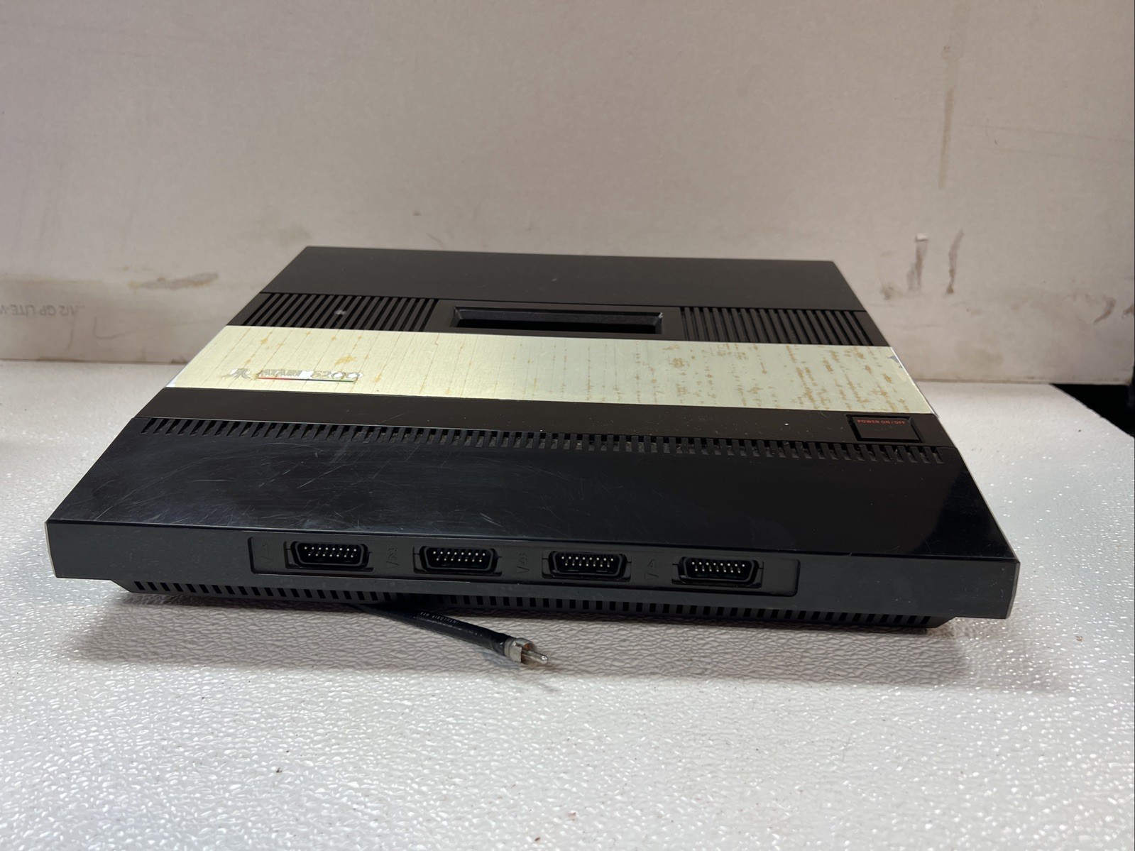 VINTAGE ATARI 5200 CONSOLE AND 9 GAMES TESTED WORKING