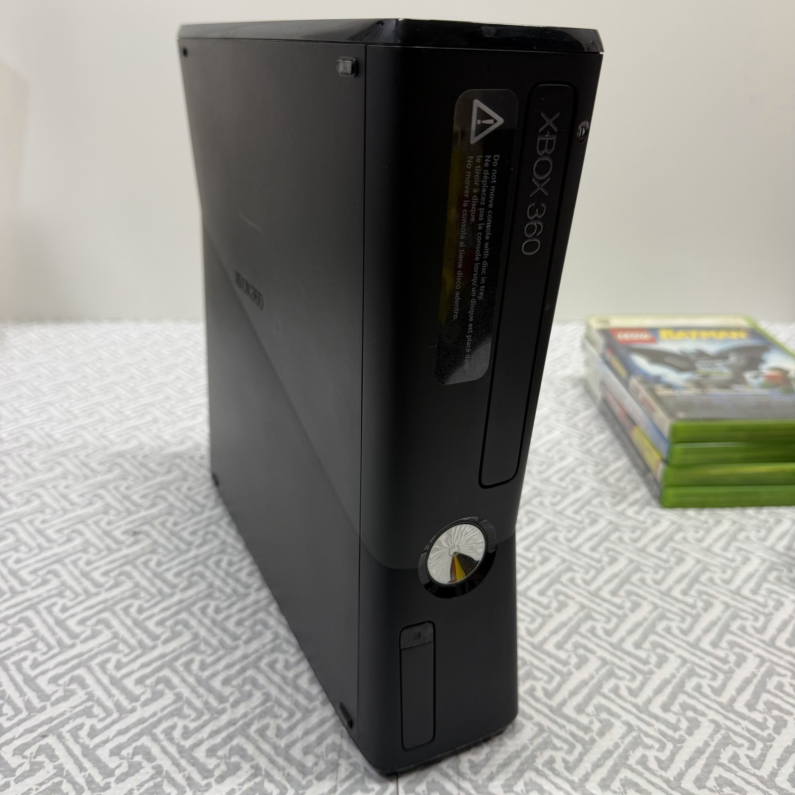 Microsoft Xbox 360 Kinect Bundle 250GB Matte Black Console