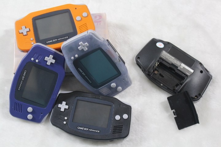 Original Nintendo GBA Highlight Screen Retro Handheld Game Console