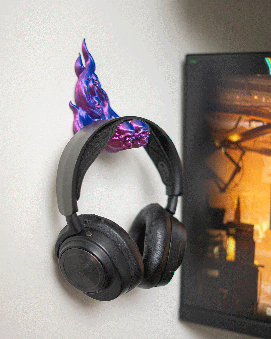 Wall Mounted Dark Ember – Headphone Holder