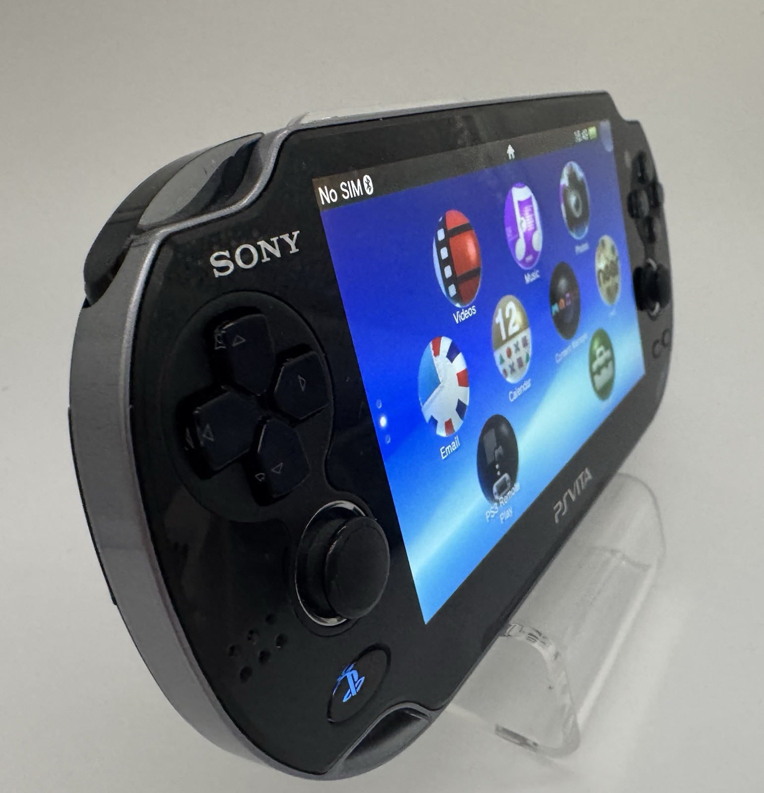 Sony PS Vita 1100-Crystal Black OLED-32 GB-WiFi /3G Model-In Box w/Charger