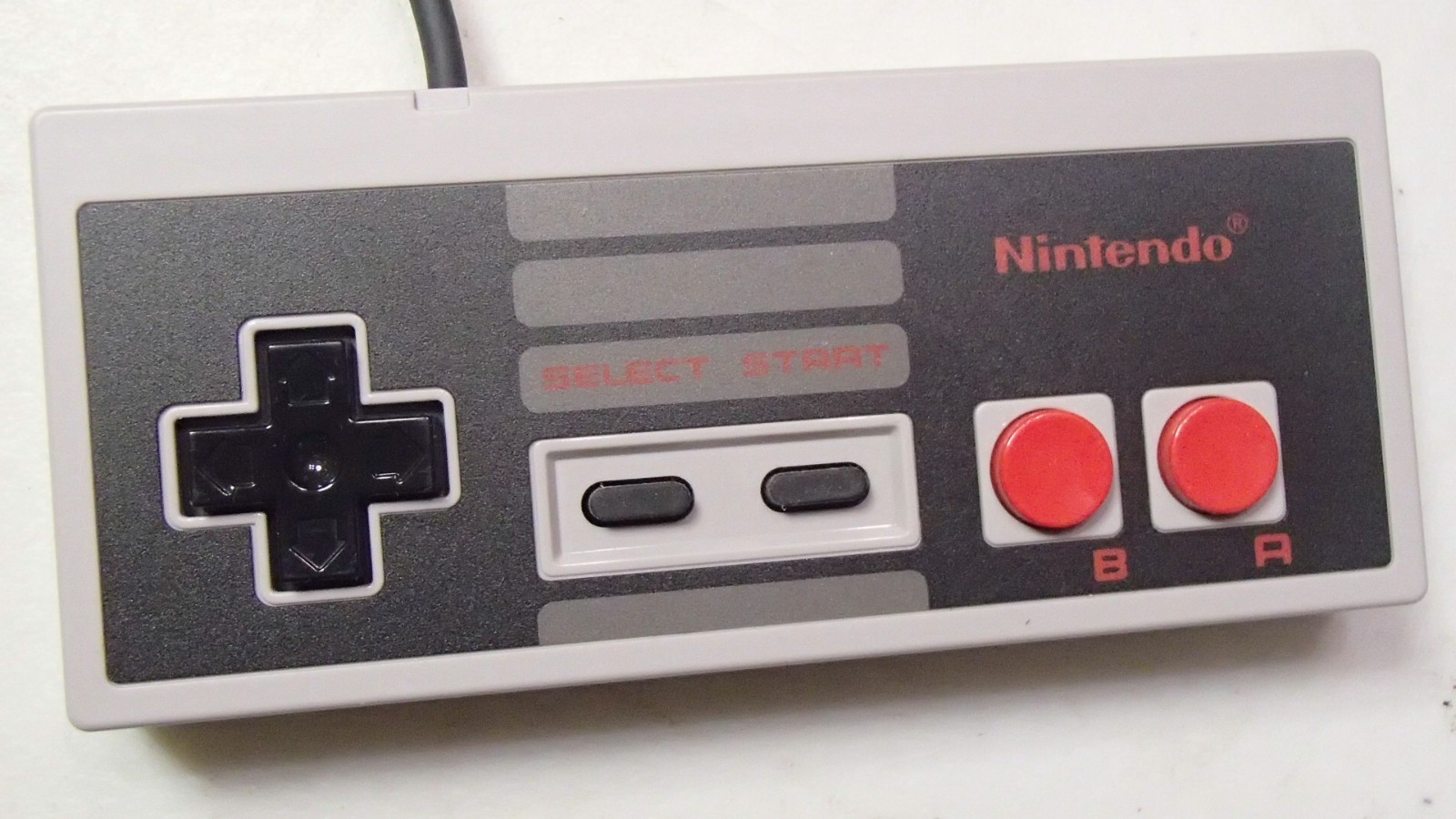 Nintendo Entertainment System NES Classic Model CLV-001 Mini Console 2 Controls