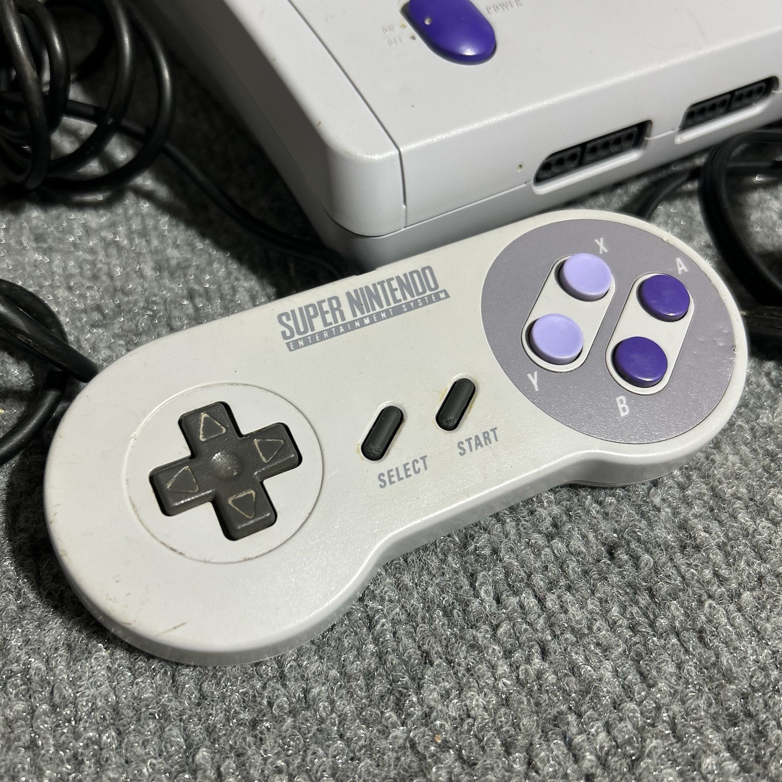 Super Nintendo Junior SNES Jr. Console W/ OEM Controllers, Cables & Donkey Kong
