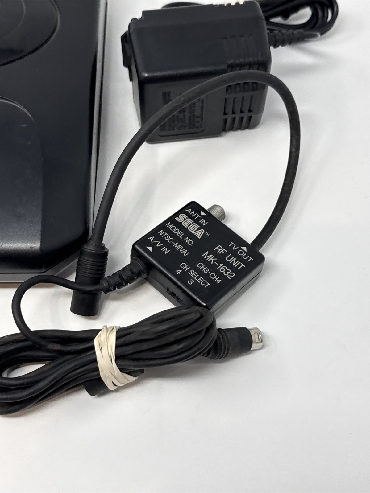 Sega Genesis Model 2 MK-1631 Console System Bundle w/ Controller Tested Working
