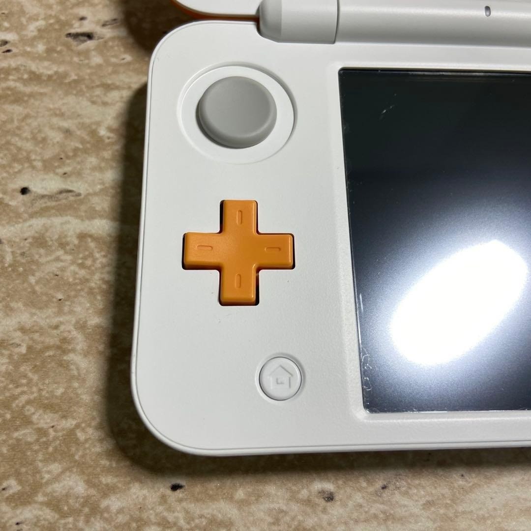 NINTENDO 2DS LL White Orange Console Japanese Version CIB Boxed Near Mint JP