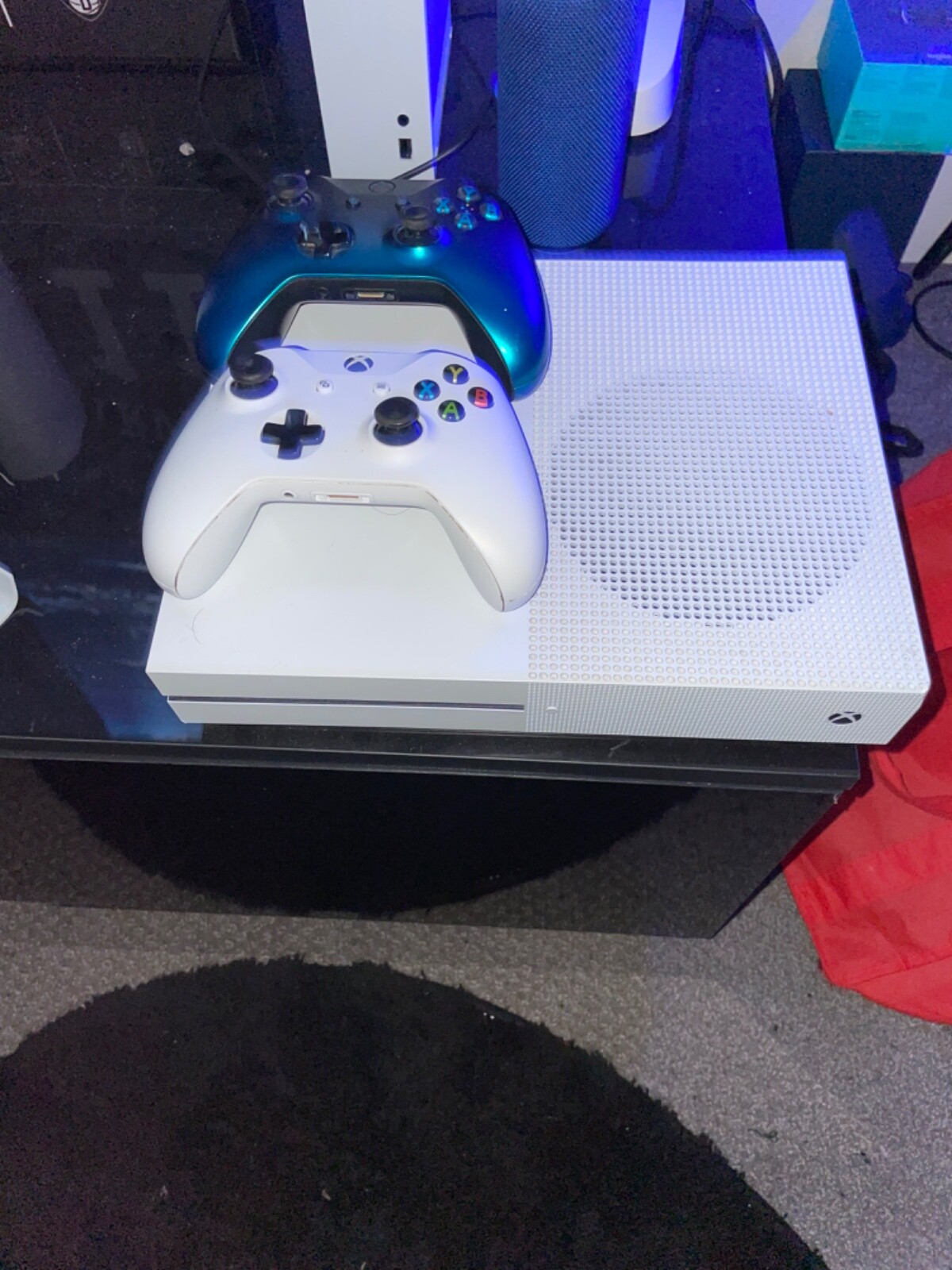 Xbox One S 1TB Console – White (XBS1TB) Two Controllers , Hdmi Cord , Power Cord