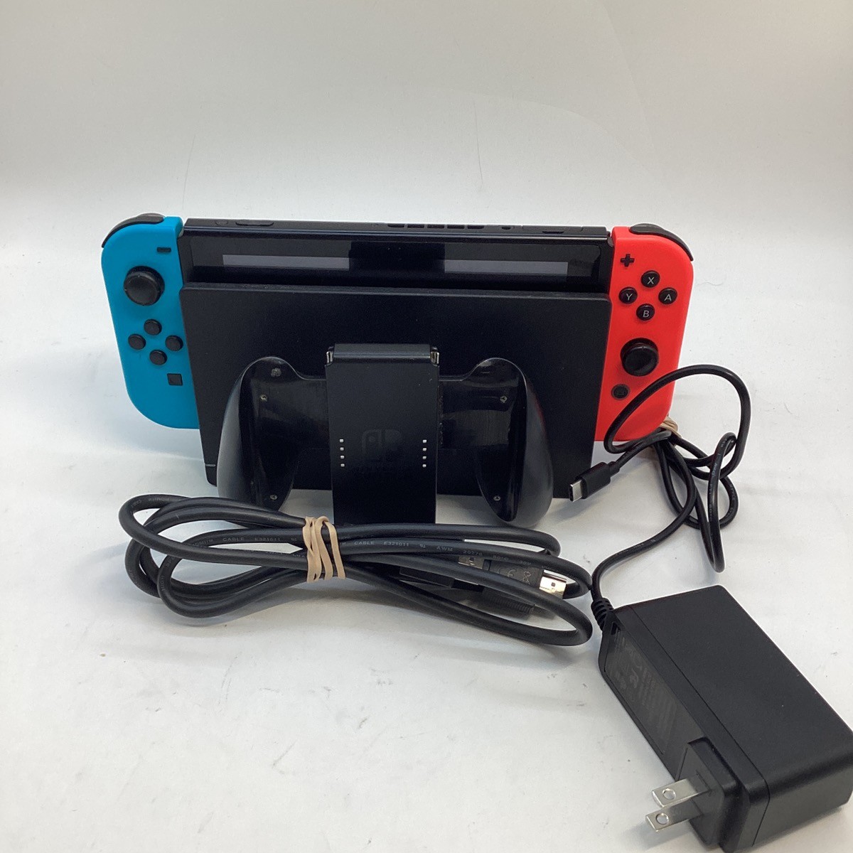 Nintendo Switch Console 32GB Neon Red & Neon Blue Joy-Cons Tested (GO1068897)