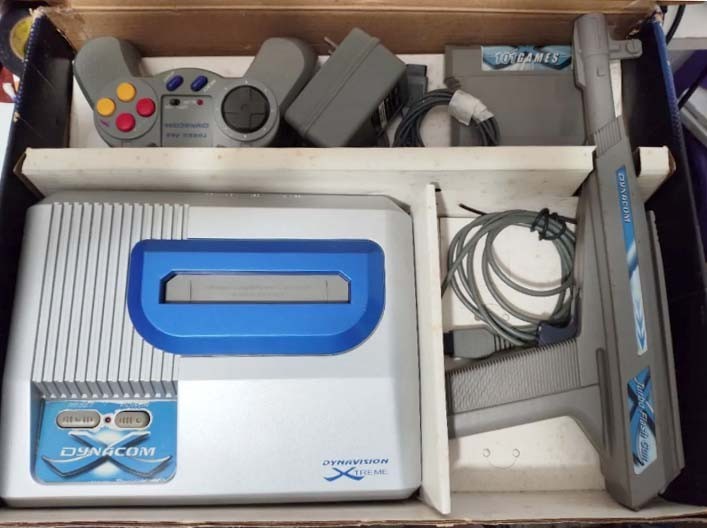 CONSOLE DYNAVISION XTREME (DYNACOM BRAZIL) COMPLETE W/ LASER GUN, ORIGINAL BOX🔥