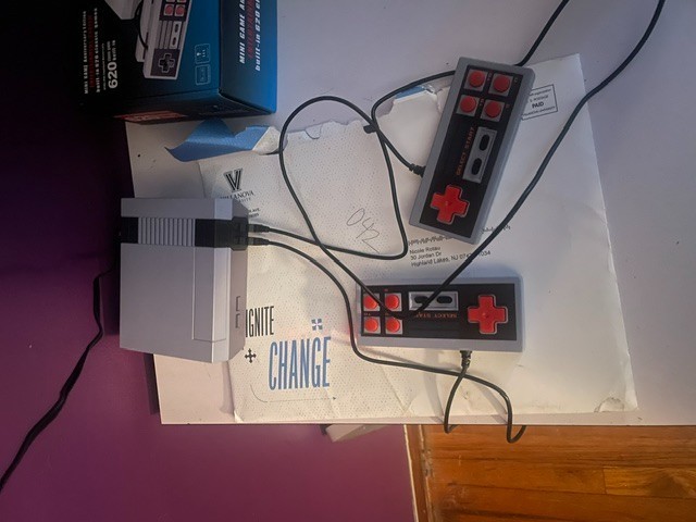 Entertainment System, Mini Game Anniversary Edition, 620 classic games built in.