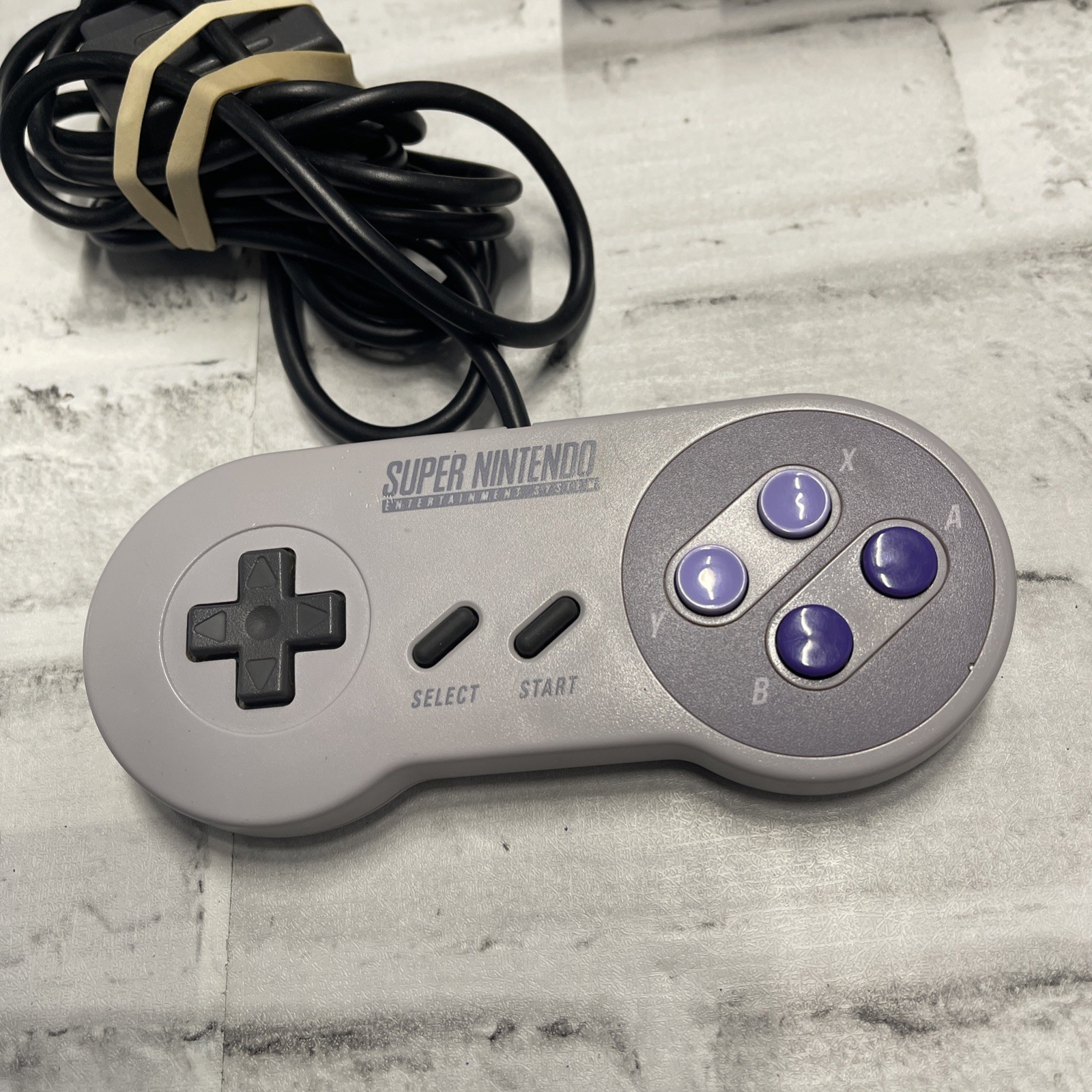 Super Nintendo SNES Console Bundle SNS-001 w/ Two Controllers, Cords Tested GUC