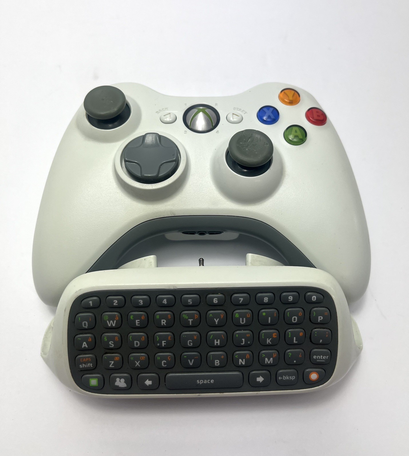 Xbox 360 20GB Bundle w/ Controller Chatpad 4 Games HDMI Tested