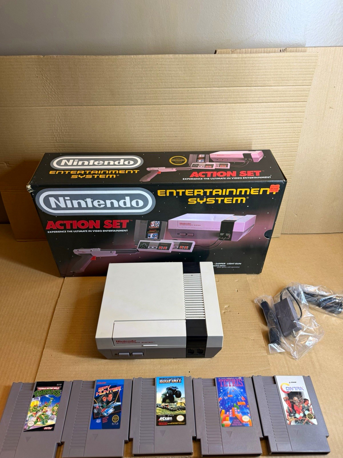 NES Action Set Box, Console, Adapter, 5 Games