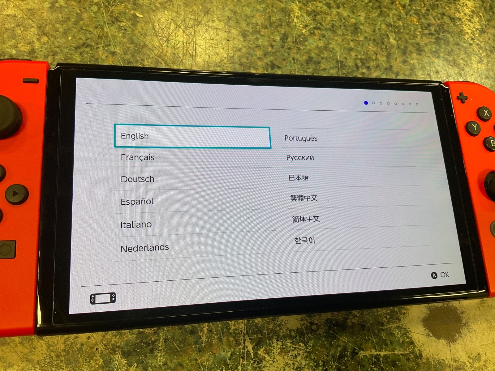 Nintendo Switch (OLED Model) HEG-001 Mario Red Edition 64GB Console