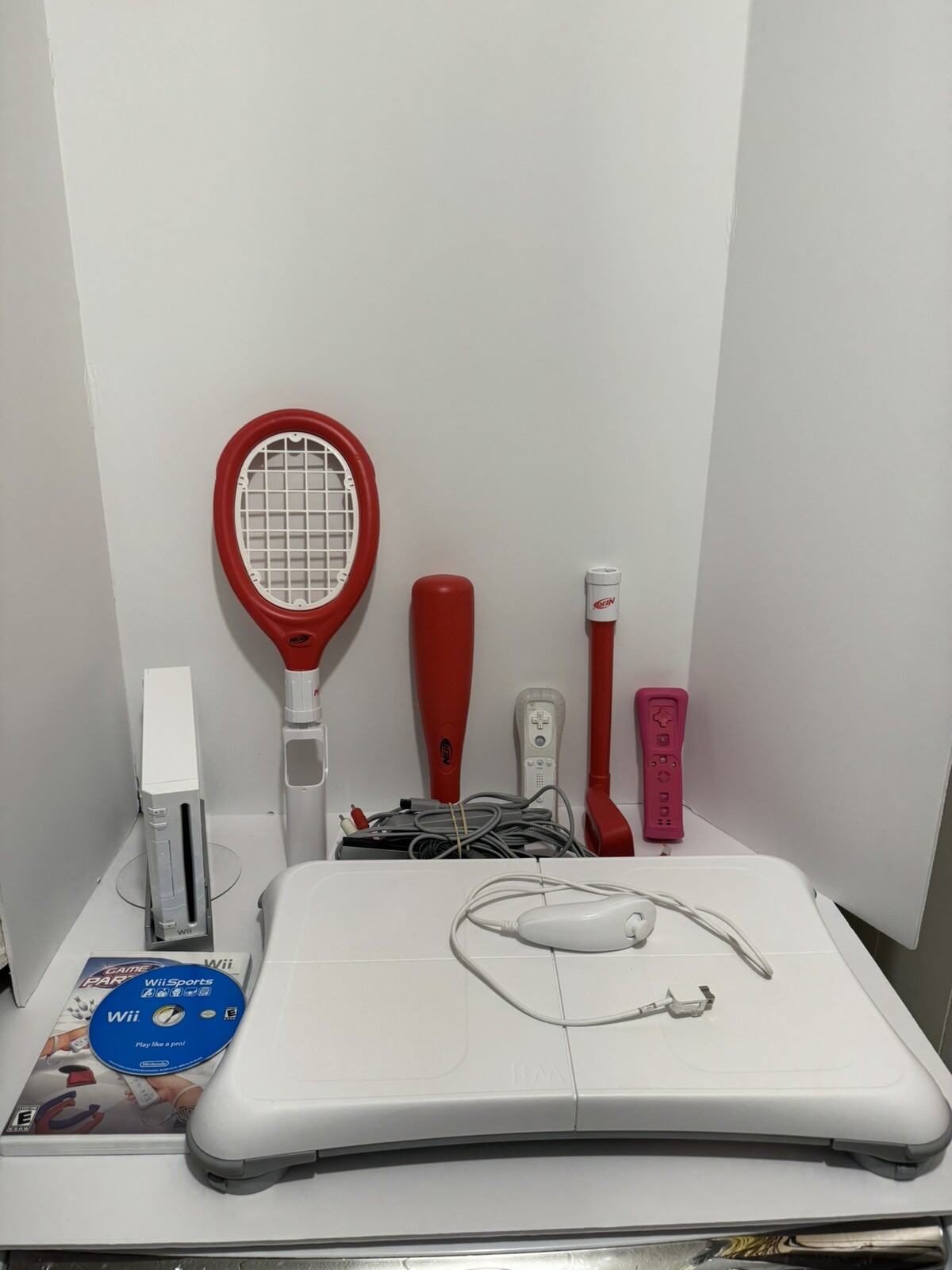 Nintendo Wii RVL-001 Wii Sports Wii Fit Board Game Party Two With Accessories