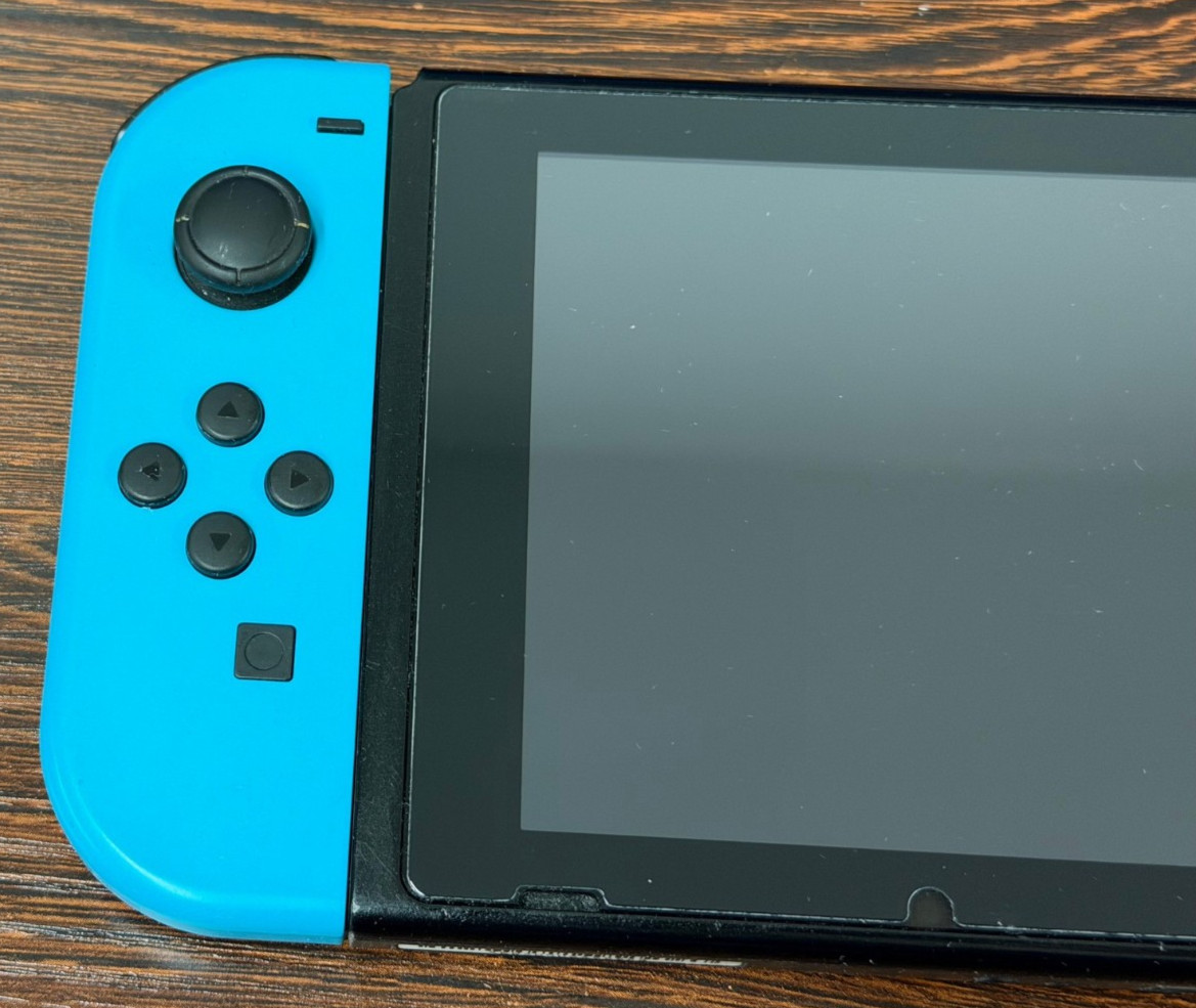 Nintendo Switch Handheld Console – Blue White – Great Used Condition – Works