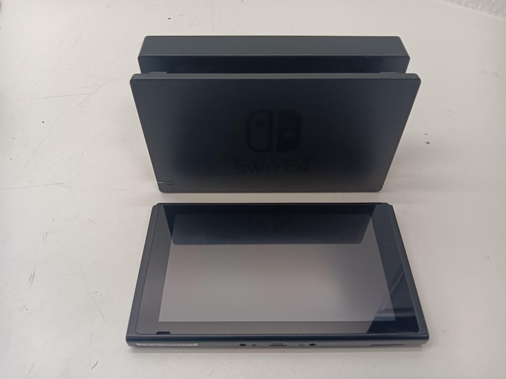 NINTENDO SWITCH HANDHELD – HAC-001(-01) V2 (P07015848)