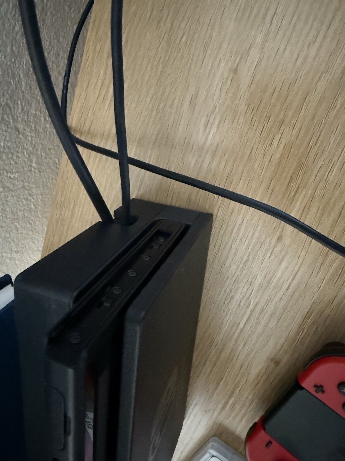 Nintendo Switch Used Red With 128gb SD Card NBA2k 2023 Game